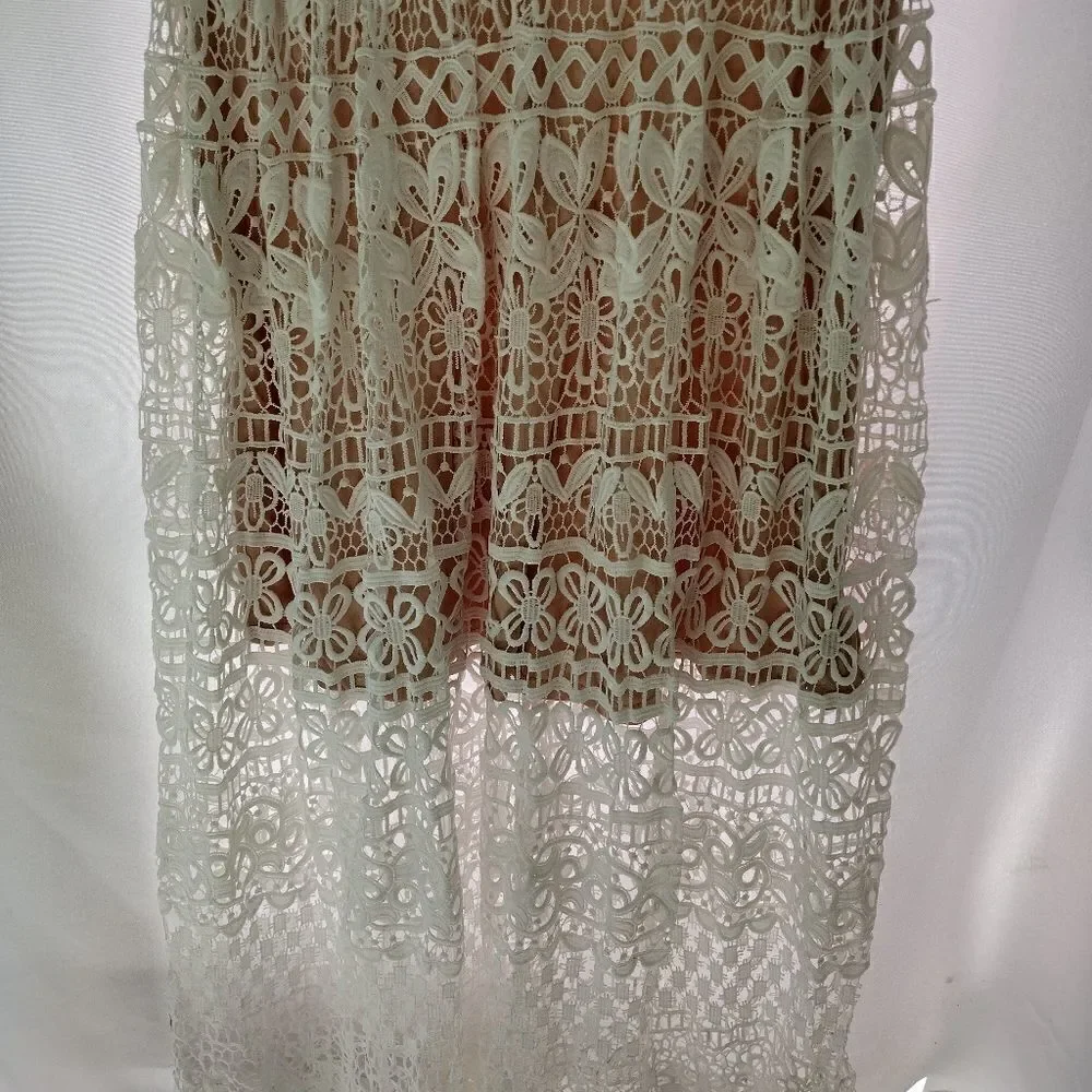 Lulus maxi dress   - Picture 3 of 11